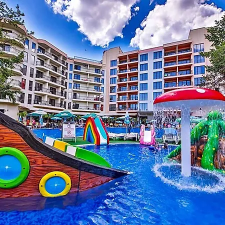 Готель Prestige Deluxe Aquapark Club 4*