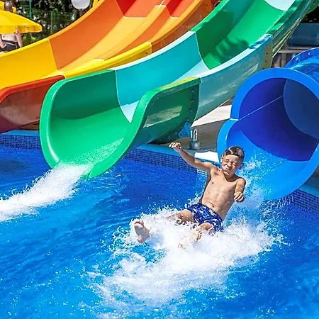 Prestige Deluxe Aquapark Club 4* Варна