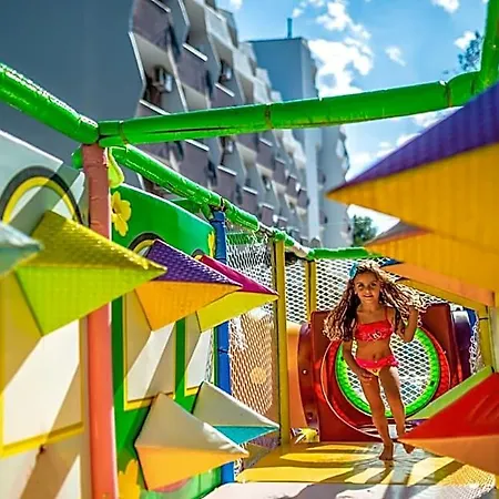 Готель Prestige Deluxe Aquapark Club
